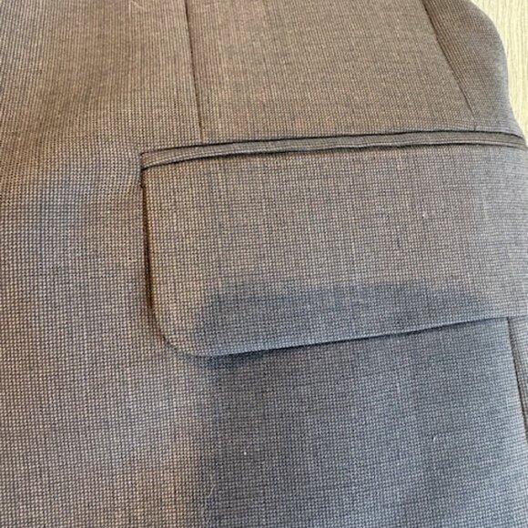 Men's Suit - Brown -  39R - Picture 7 of 8